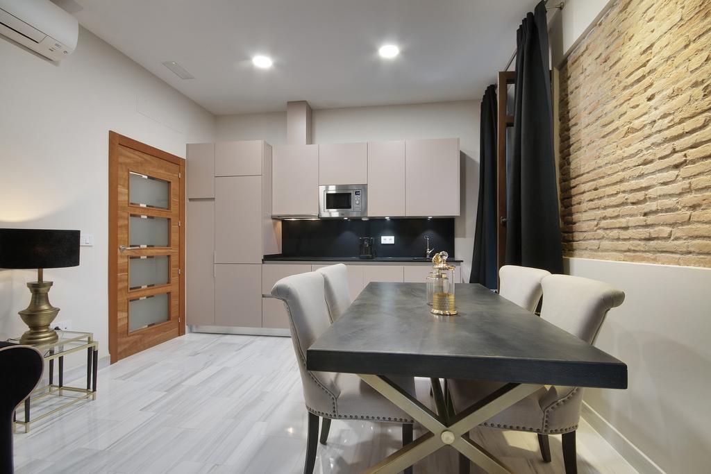 Suites Gran Via Capilla Real Гранада Екстериор снимка
