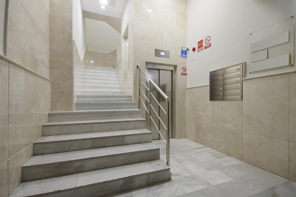Suites Gran Via Capilla Real Гранада Екстериор снимка